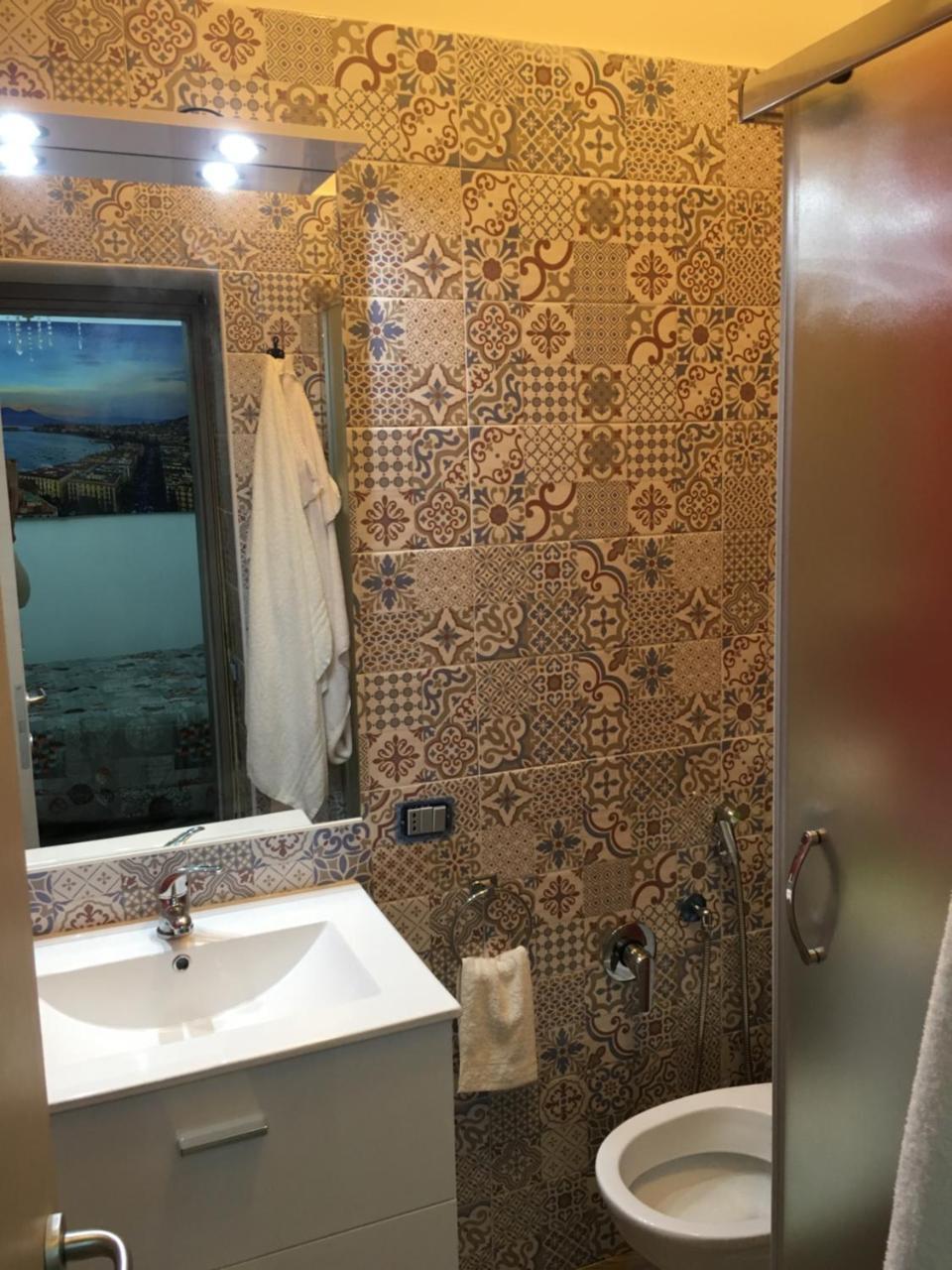 Na Tazzulel E Cafe Bed & Breakfast Napoli Bagian luar foto