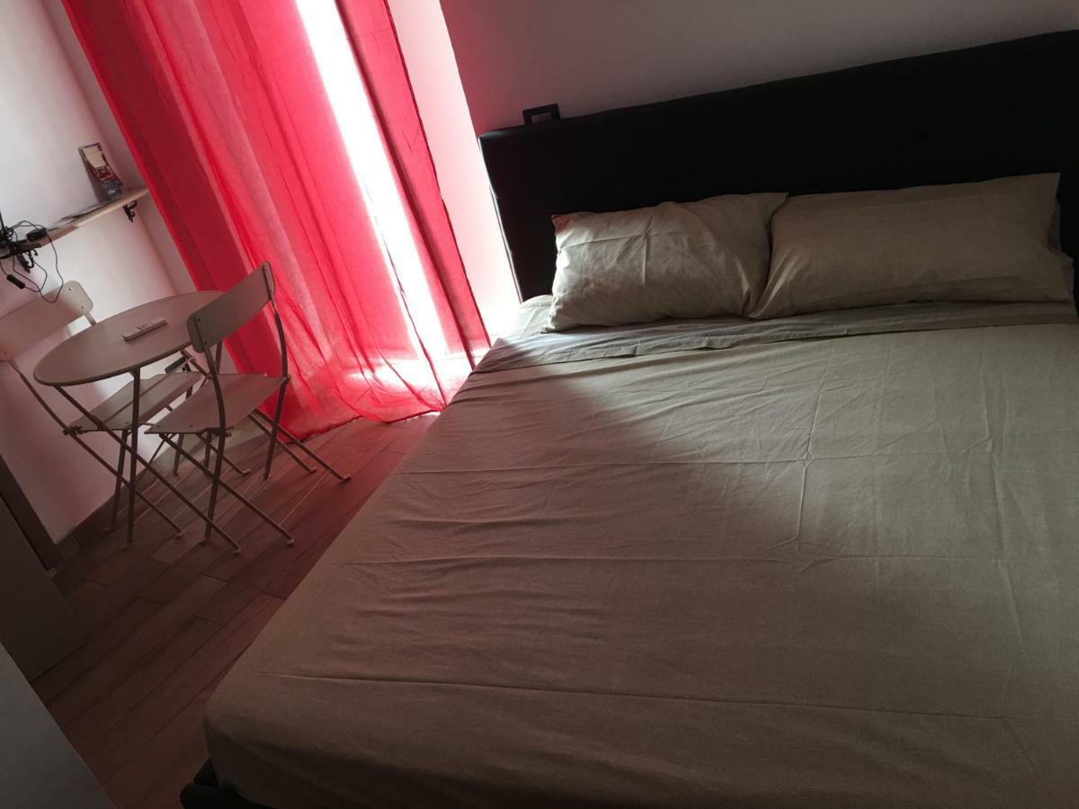 Na Tazzulel E Cafe Bed & Breakfast Napoli Bagian luar foto
